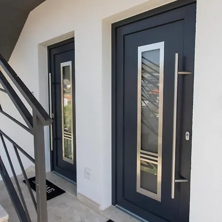 Apartments Taratta 1 Trogir Exterior foto