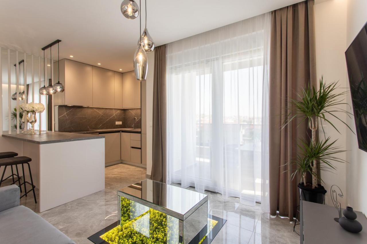 Taratta Apartment